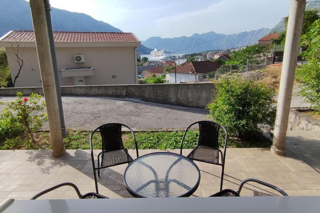 Nature Bay Apartment Котор Екстер'єр фото